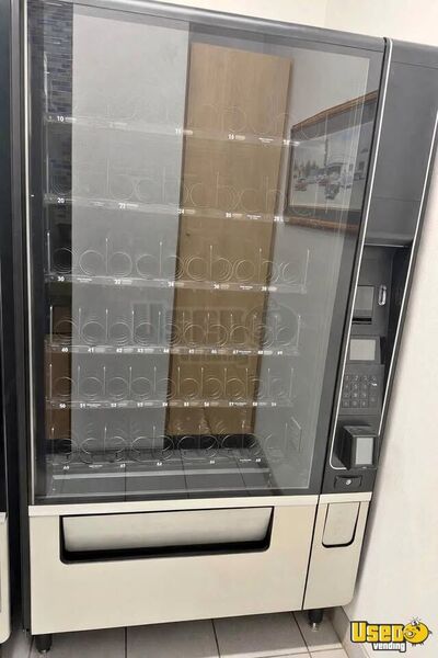 Usi Snack Machine South Dakota for Sale