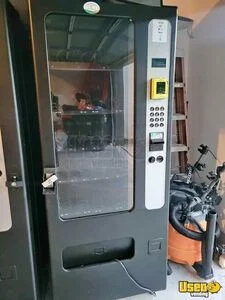 Wittern FSI USI 3503 Snack and Drink Combo Vending Machine For Sale in Texas!