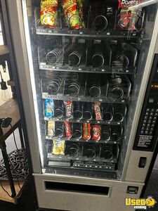 Usi Snack Machine Texas for Sale
