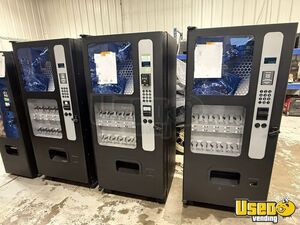(3) 2006 Wittern FSI USI CB500 Soda Cold Drink Vending Machines For Sale in Iowa!