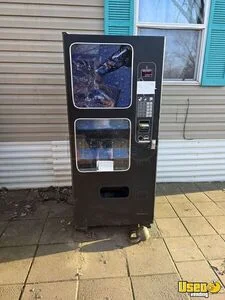 2004 Wittern FSI USI Soda Cold Drink Vending Machine For Sale in Minnesota!