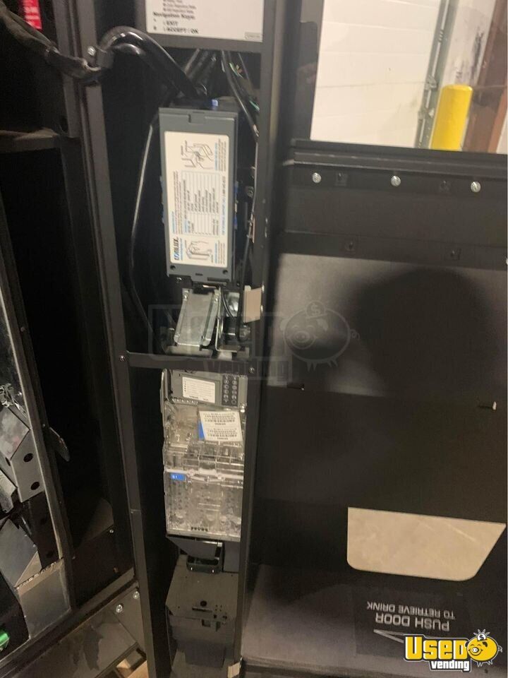Used Wittern FSI USI 3577 Snack And Drink Combo Vending Machine For Sale In Nebraska
