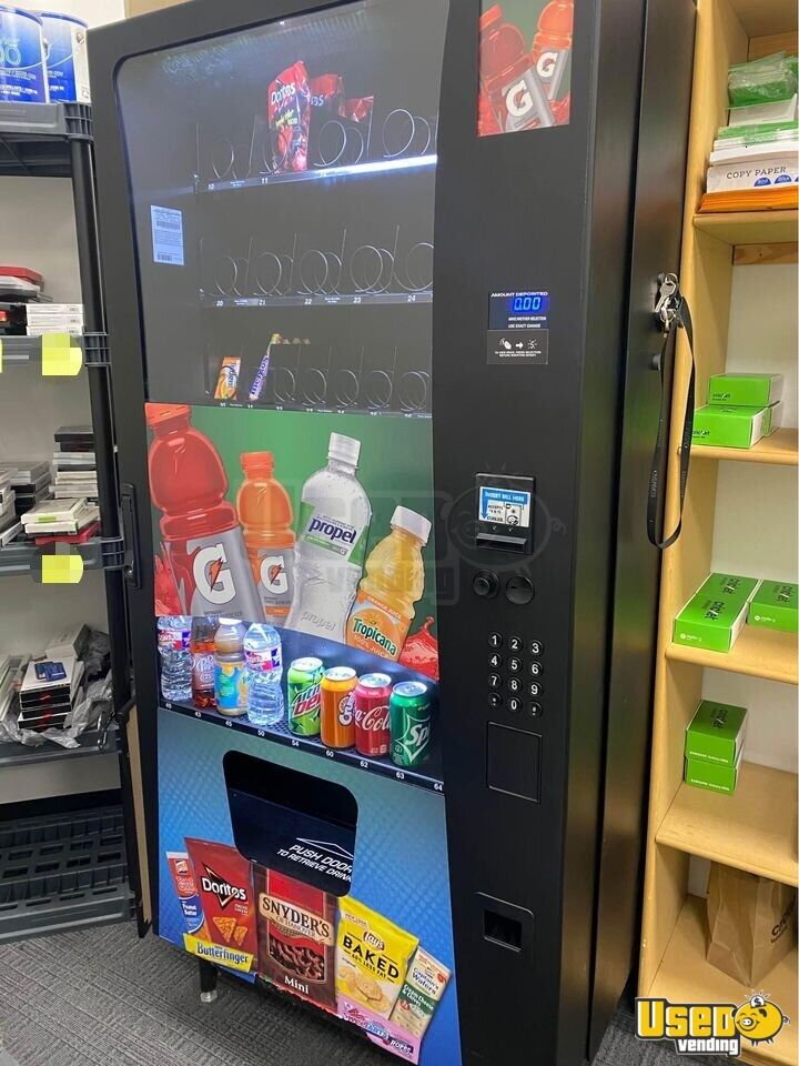 FSI USI Wittern 3589 Snack and Drink Combo Vending Machine For Sale in