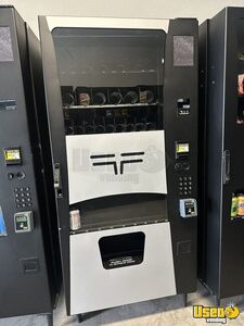 2021 Wittern Futura 3589 Snack and Drink Combo Vending Machine For Sale in Florida!