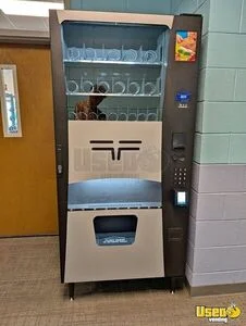 Wittern Futura II Snack and Drink Combo Vending Machine For Sale in Georgia!