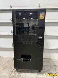 2014 Wittern FSI USI Futura 3577 Snack Drink Combination Vending Machine For Sale in Iowa!