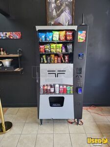 2022 Wittern Futura Snack and Drink Combo Vending Machine For Sale in Tennessee!