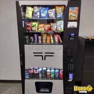 Wittern FSI USI Futura 3350 Snack and Drink Combo Vending Machine For Sale in Texas!