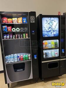 (1) 2022 Wittern FSI USI 3589 Combo and (1) 3578 Soda Vending Machine For Sale in Texas!
