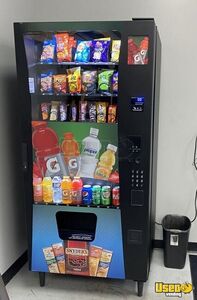 2021 Wittern USI Futura 3589 Snack & Soda Combo Selectivend Electronic Vending Machine for Sale in Virginia!