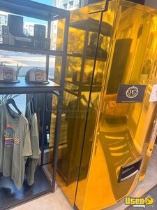 V-max 720 Vendo Soda Machine 5 California for Sale