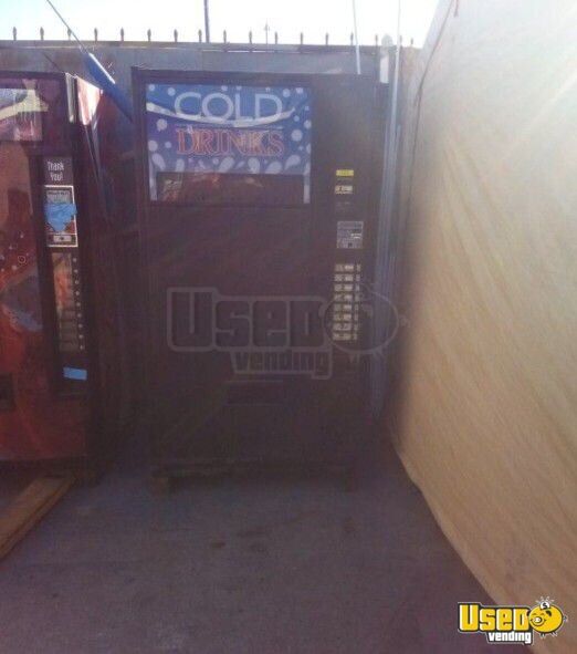 V480 Vendo Soda Machine California for Sale