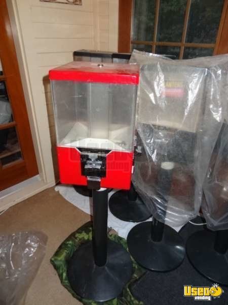 vendesign carousel machines four canister machines bulk candy vendesign