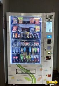 (3) 2020 Vendtech International Model 10 MVPCP Snack and Drink Combo Vending Machines For Sale in Illinois! !