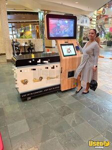 (20) 2021 Fastcorp Custom Robotic Storefront Retail Vending Machines For Sale in Ohio!