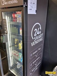 2025 HAHA Smart AI Combo Vending Machine with Card Reader For Sale in Tennessee!