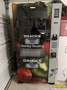 Seaga Healthy You HY900 Snack and Drink Combo Vending Machine For Sale in Texas!