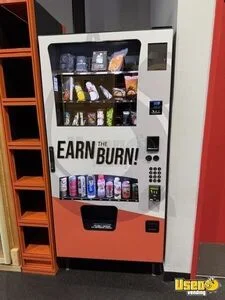 2023 Wittern FSI USI 3589 Snack and Drink Combo Vending Machine For Sale in Texas!