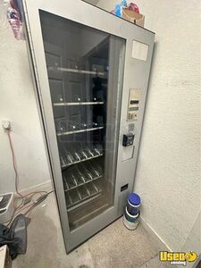 Jofemar Glass Front Snack and Cold Drink Combo Vending Machine For Sale in Texas!