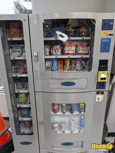 Vendo Soda Machine 2 Virginia for Sale