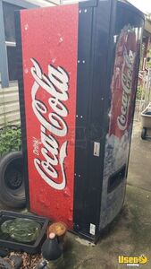 Vendo Soda Machine 5 South Carolina for Sale