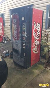 Vendo Soda Machine 7 South Carolina for Sale