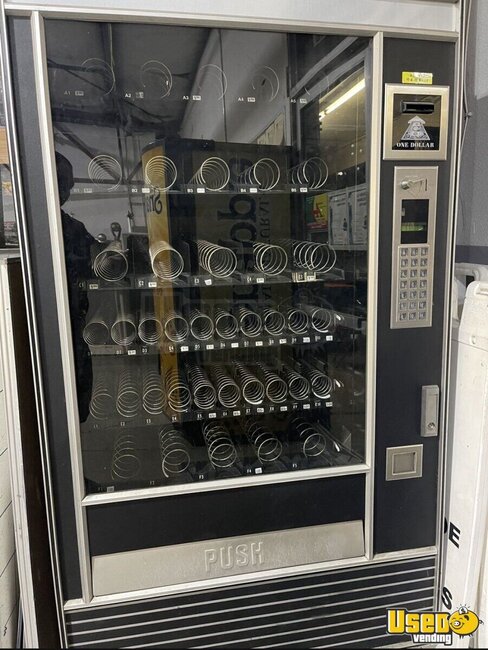 Vendo Soda Machine California for Sale