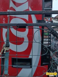 Vendo Coke Cola VN740 and (1) Dixie Narco DN407 Pepsi Drink Vending Machines For Sale in Indiana!