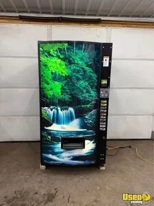 Vendo 10-Selection Soda Model 540/720 Cold Drink Vending Machine For Sale in Indiana!
