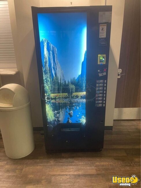 Vendo Soda Machine Texas for Sale