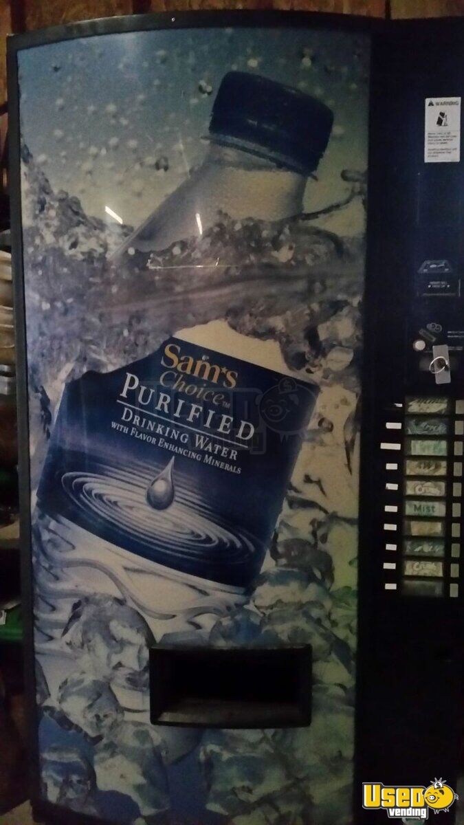 Vendo V721 Soda Vending Machine Soda Machine for Sale in Illinois