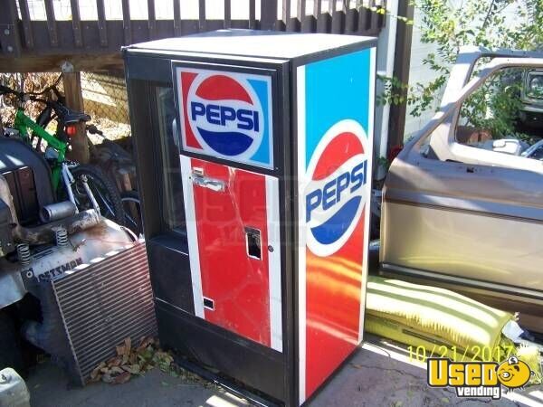 vendo pop machine