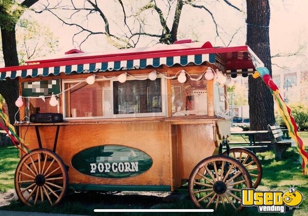 Vintage Popcorn Wagon Trailer Concession Trailer Wisconsin for Sale