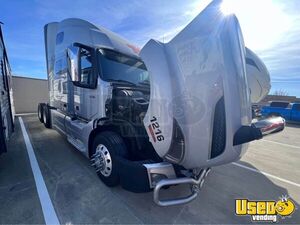 Volvo Semi Truck 3 Texas for Sale