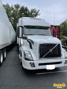 Well Maintained - 2017 Volvo VNL 670 Sleeper Cab Semi Truck for Sale in New Jersey!