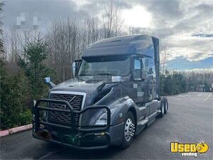 Well Maintained - 2020 Volvo VNL 670 Sleeper Cab Semi Truck for Sale in Washington!