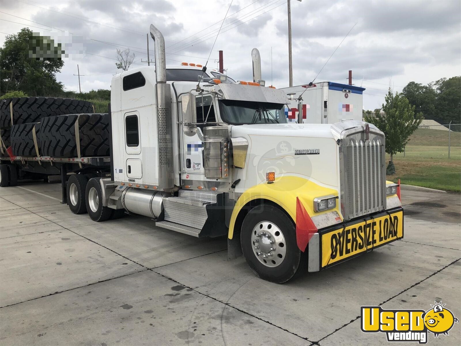 Solid 2011 Kenworth W900L Sleeper Cab Semi Truck 525hp Cummins for Sale in Kentucky