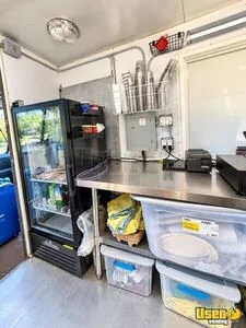 Workhorse P30 Coffee & Beverage Truck 16 Minnesota for Sale