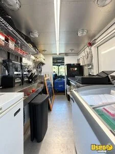 Workhorse P30 Coffee & Beverage Truck 17 Minnesota for Sale