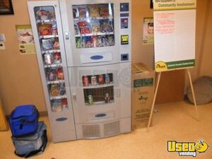 March 2008 Purco Co / Od8rd;od14f;od165;od1es;b015;od8rd Combo Vending Machine Arizona for Sale