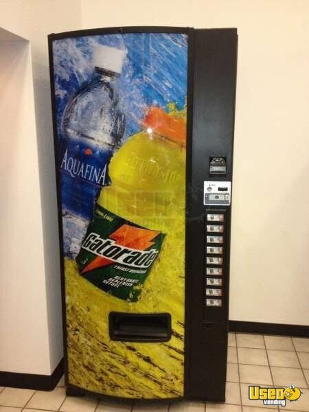 2005 Dn600e Soda Vending Machines California for Sale