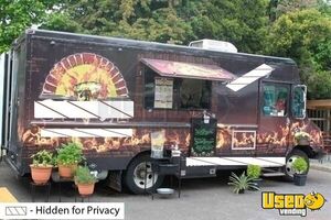 2001 Chevy Workhorse All-purpose Food Truck Oregon for Sale