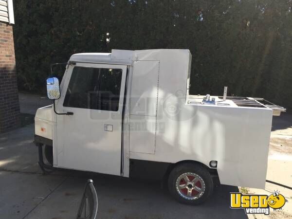 Used Food Truck For Sale >> Coushman Mini Food Truck | Small Food Truck for Sale in Pennsylvania Used Food Truck For Sale >> Coushman Mini Food Truck | Small Food Truck for Sale in Pennsylvania