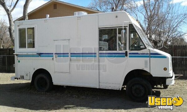 21' Freightliner Food Truck for Sale in Colorado!!!