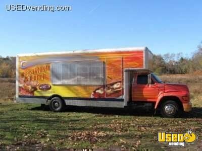 1995 Ford Kitchen Food Trailer Connecticut for Sale