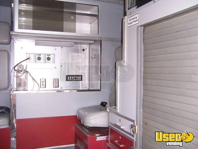 Ford Emergency Response Truck Empty EMS Vehicle for Sale in South