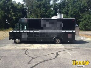 1998 16' Workhorse Step Van Kitchen Food Truck All-purpose Food Truck Exhaust Hood Rhode Island for Sale