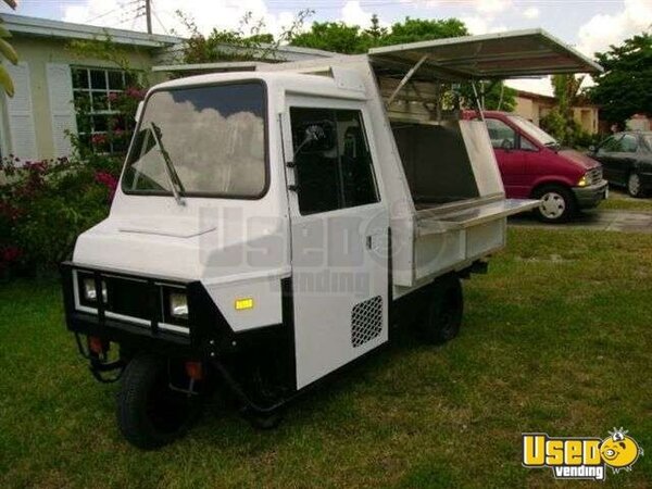 2002 Cushman, Food Unit Is 2 Yea Cushman Truckster Kitchen Food Trailer Pennsylvania for Sale