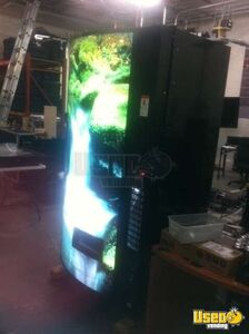 July 2011 Vendo 821 Soda Vending Machines Florida for Sale
