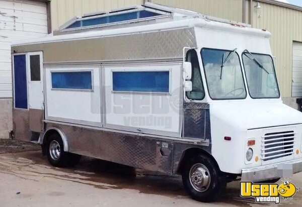 Ice Cream Truck For Sale >> Chevy P30 Wyss StepVan Food Truck | Chevy Roach Coach Ice Cream Truck For Sale >> Chevy P30 Wyss StepVan Food Truck | Chevy Roach Coach